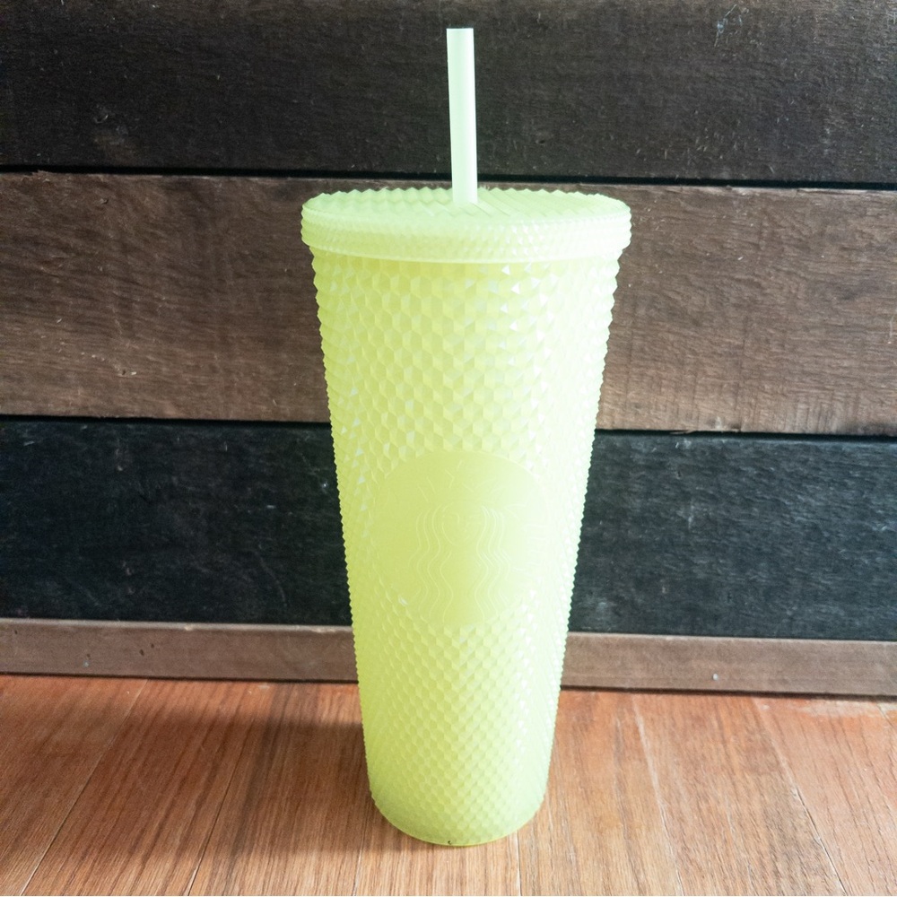🍀Starbucks Glow-in-the-Dark Green/Yellow Studded 24oz Tumbler Cup
